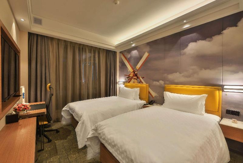 Days Inn by Wyndham Lanzhou image