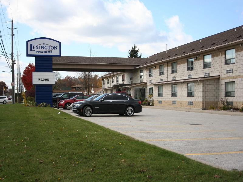 Lexington Inn Suites Windsor