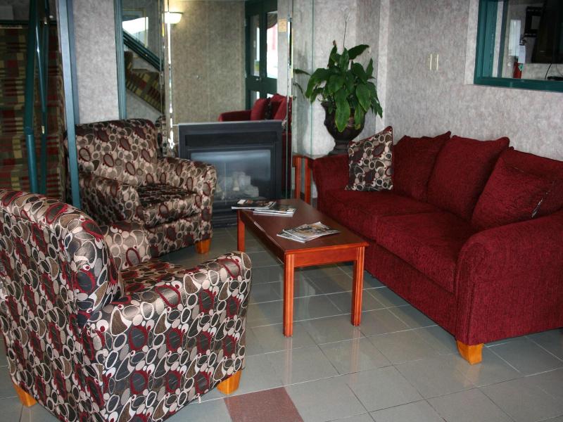 Lexington Inn Suites Windsor