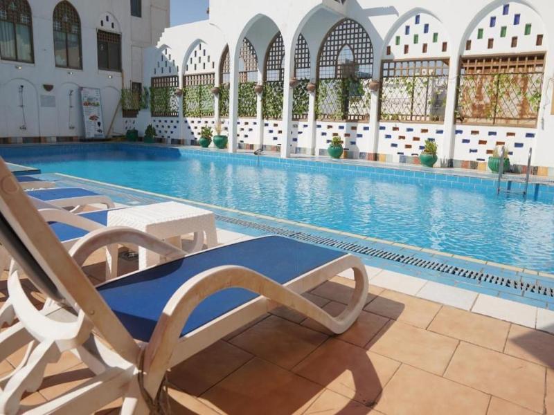 Kuwait Palace Hotel image