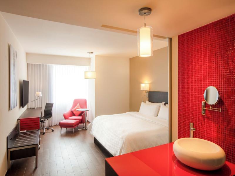 Fiesta Inn Express Monterrey Centro image
