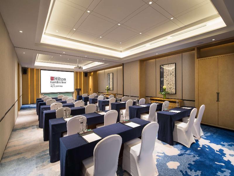 Hilton Garden Inn Nujiang image