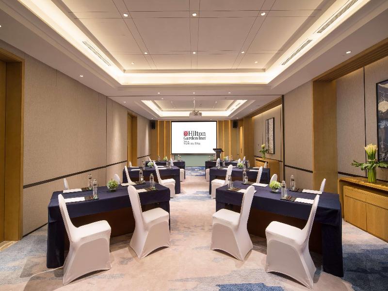 Hilton Garden Inn Nujiang image