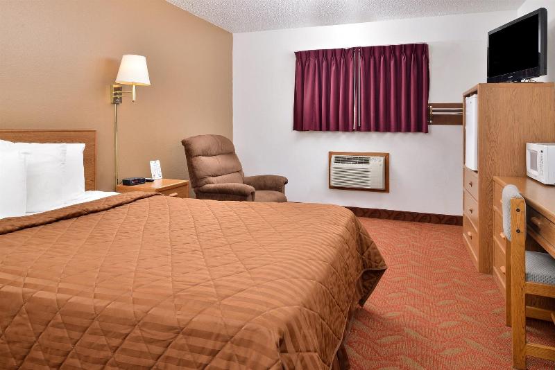 Americas Best Value Inn And Suites Sidney image