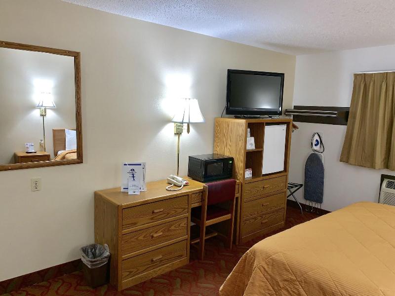 Americas Best Value Inn And Suites Sidney image