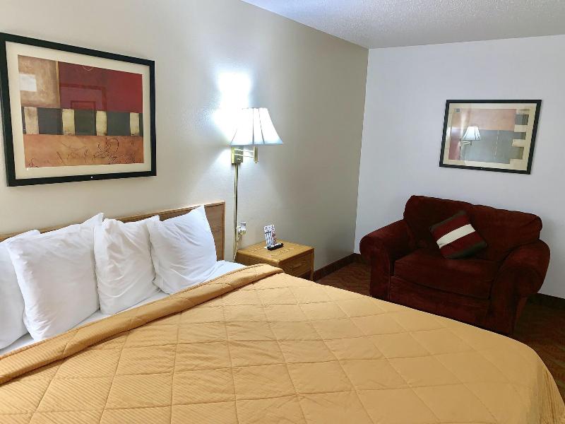 Americas Best Value Inn And Suites Sidney image