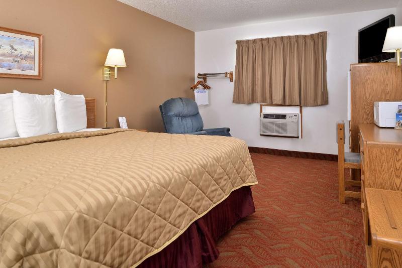 Americas Best Value Inn And Suites Sidney image