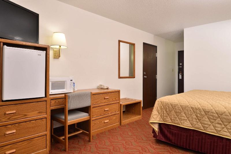 Americas Best Value Inn And Suites Sidney image