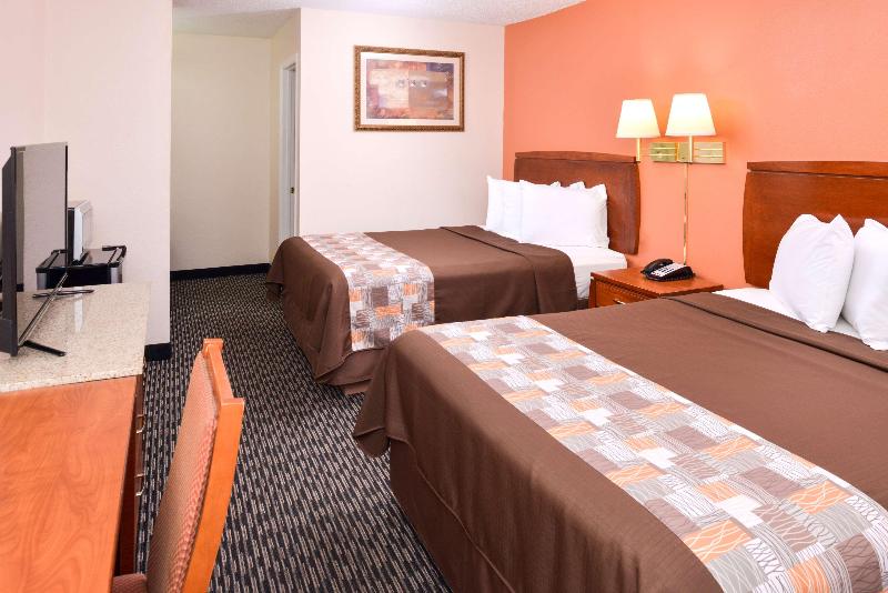 Americas Best Value Inn Sullivan image