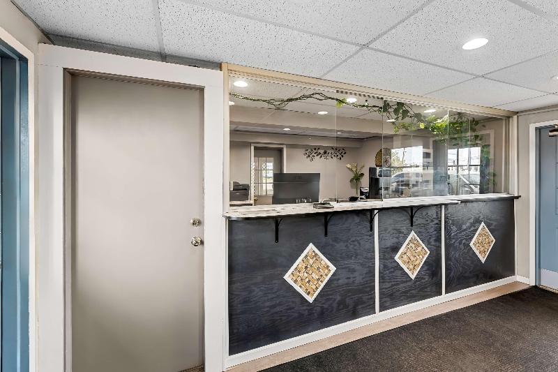 Americas Best Value Inn Marion image