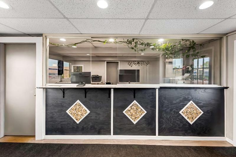 Americas Best Value Inn Marion image