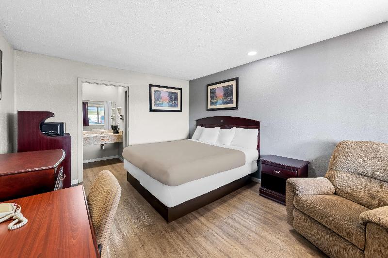 Americas Best Value Inn Marion image