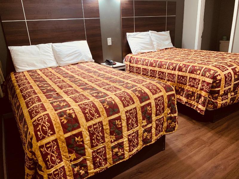 Red Carpet Inn - Norristown image
