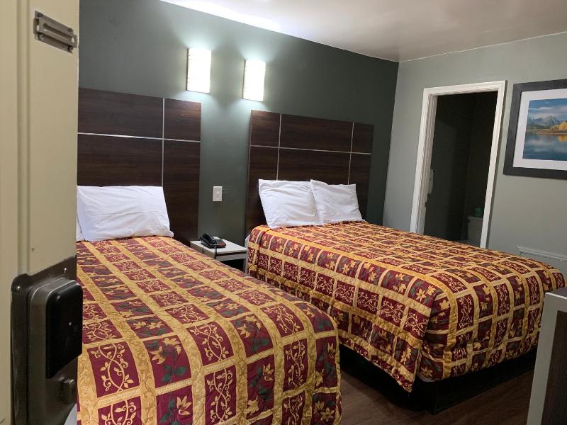 Red Carpet Inn - Norristown image