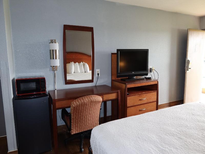 Americas Best Value Inn Suites Yukon Oklahoma City image