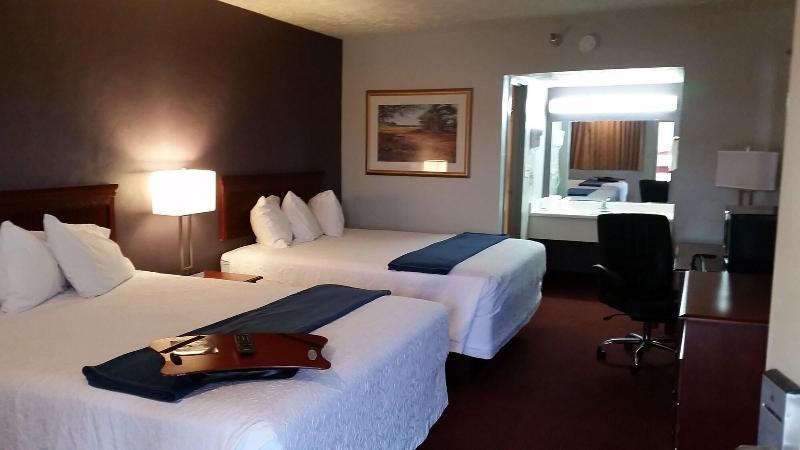 Hotel Americas Best Value Inn Oklahoma City At I 35 S