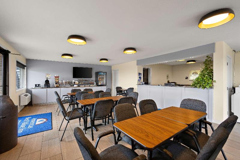 Americas Best Value Inn Celina image