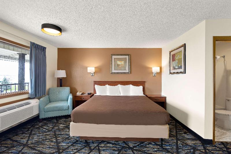 Americas Best Value Inn Celina image