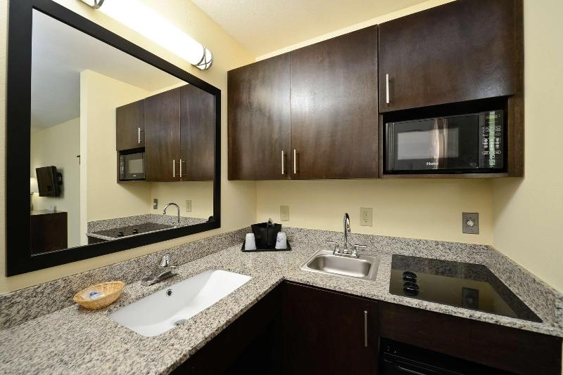 Americas Best Value Inn Lake Charles I 210 Exit 11 image