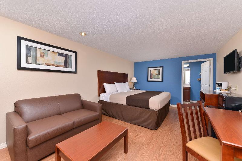 Americas Best Value Inn St. Clairsville/Wheeling — photo 66