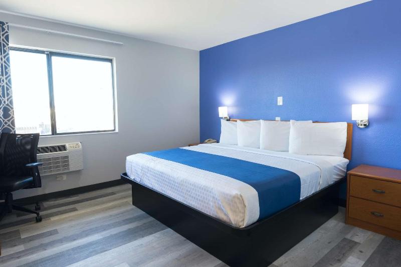 Americas Best Value Inn East Peoria image
