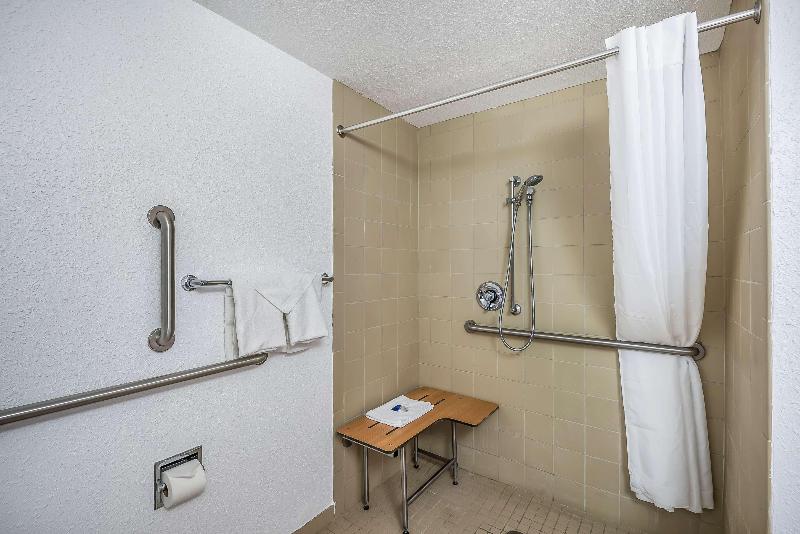 Americas Best Value Inn East Peoria image