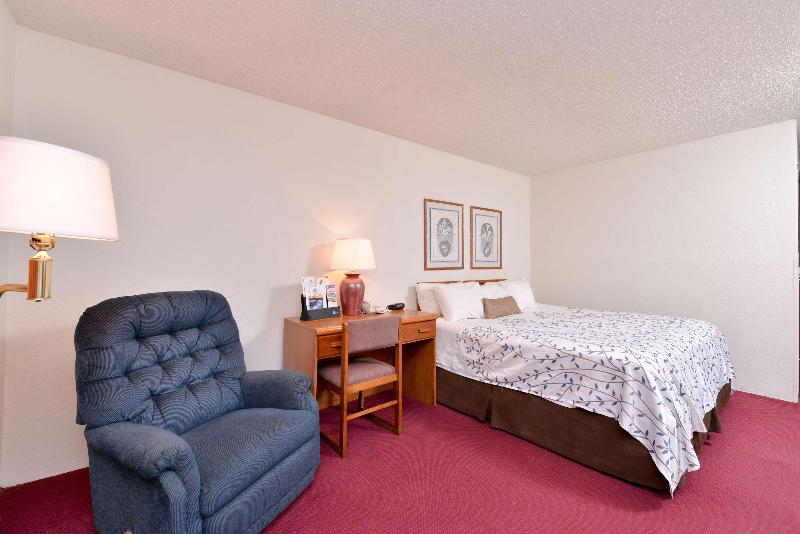 Americas Best Value Inn Suites International Falls image