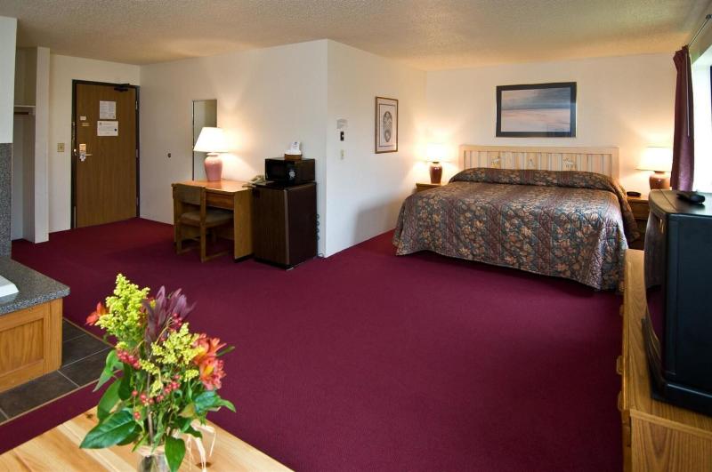 Americas Best Value Inn Suites International Falls image