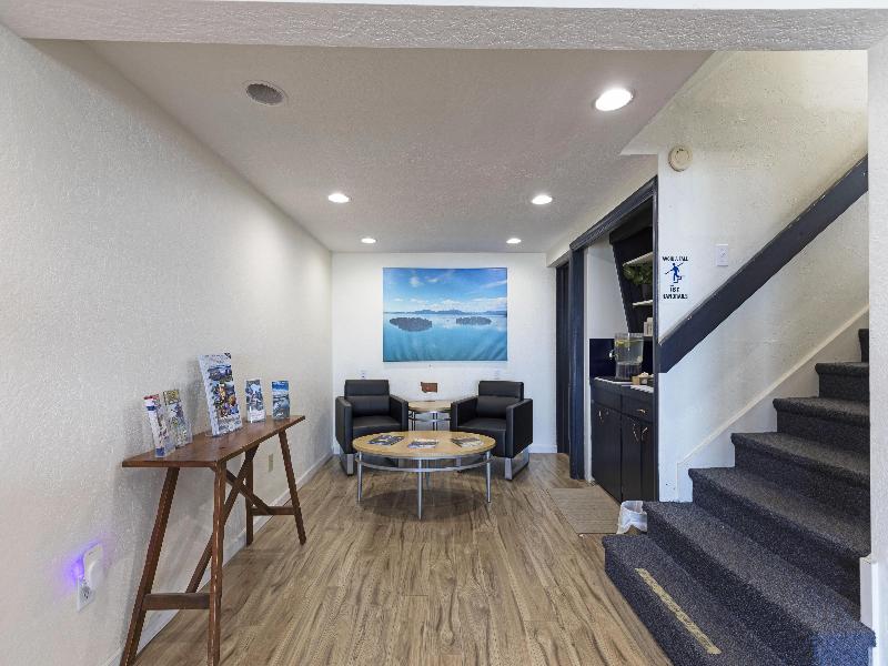 Americas Best Value Port Polson Inn