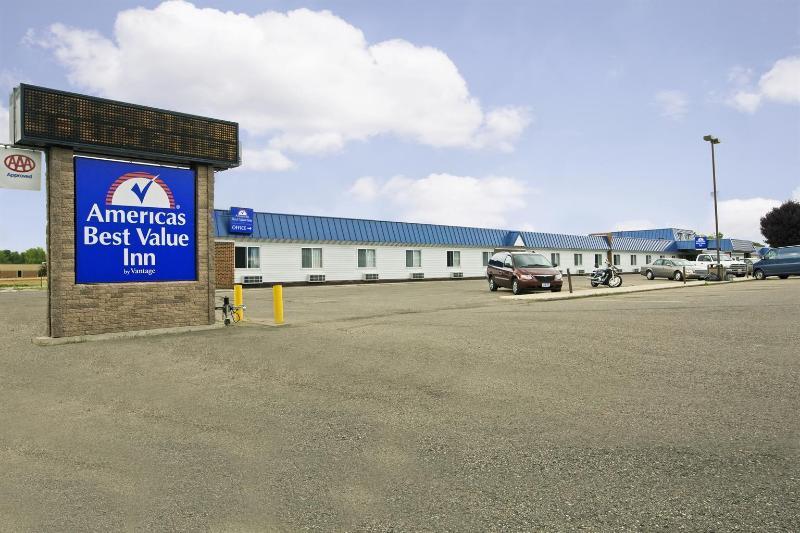 Americas Best Value Inn Grand Forks image