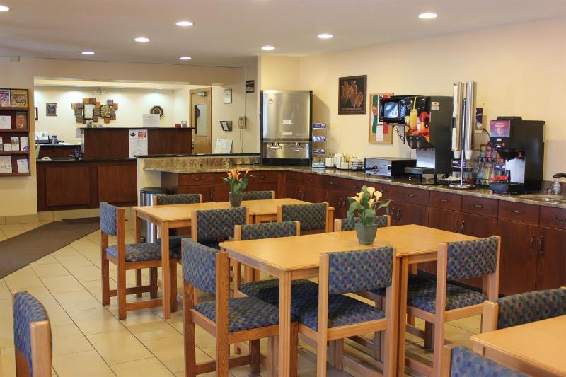 Americas Best Value Inn Grand Forks image