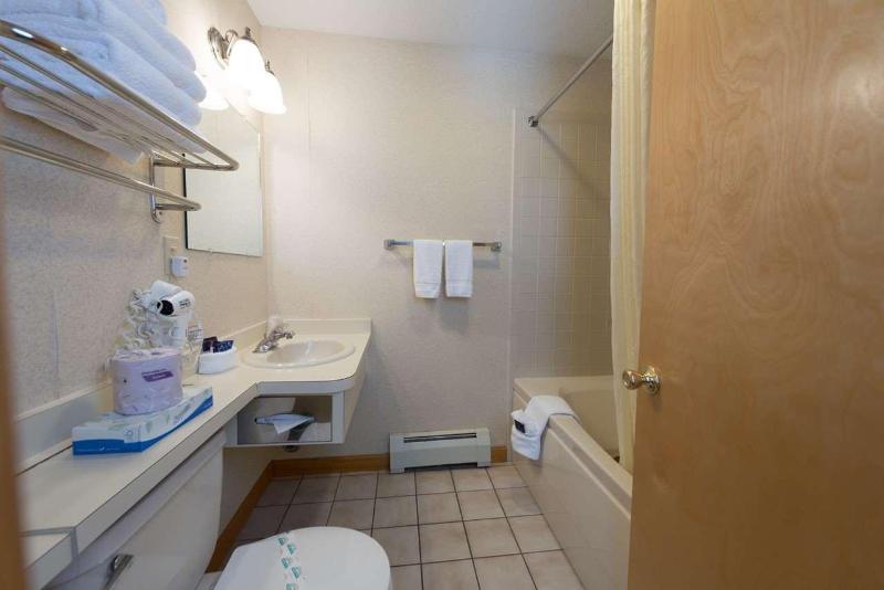 Americas Best Value Inn And Suites Lake George image