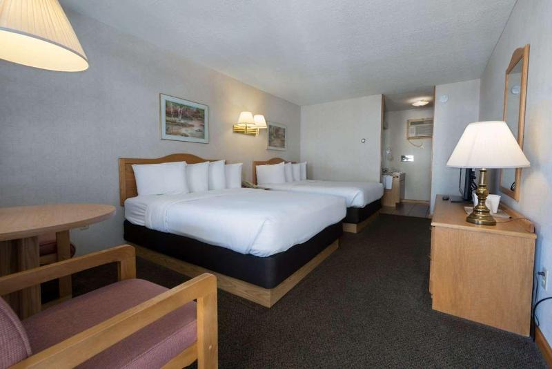 Americas Best Value Inn And Suites Lake George image