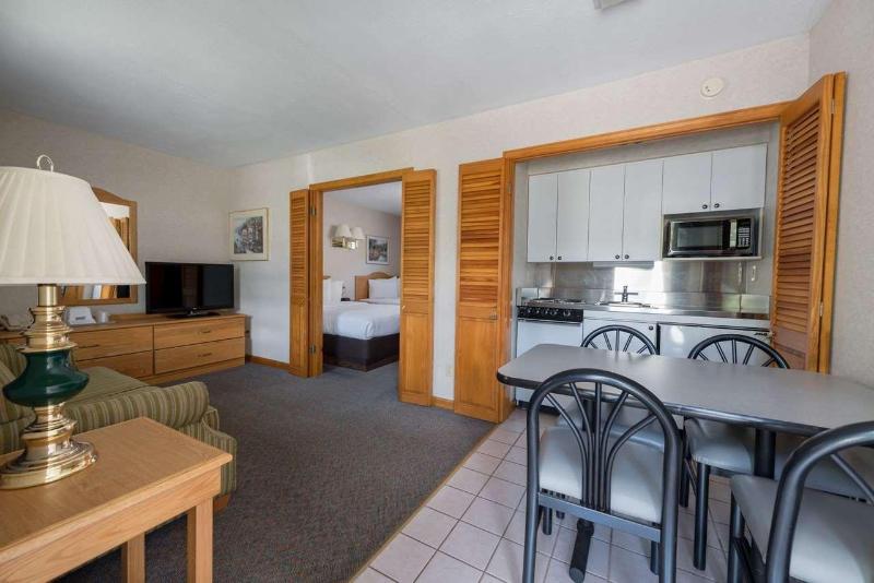 Americas Best Value Inn And Suites Lake George image