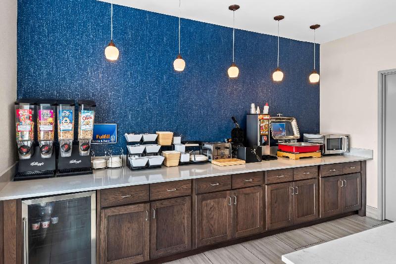 Best Western Ottumwa Inn & Suites image