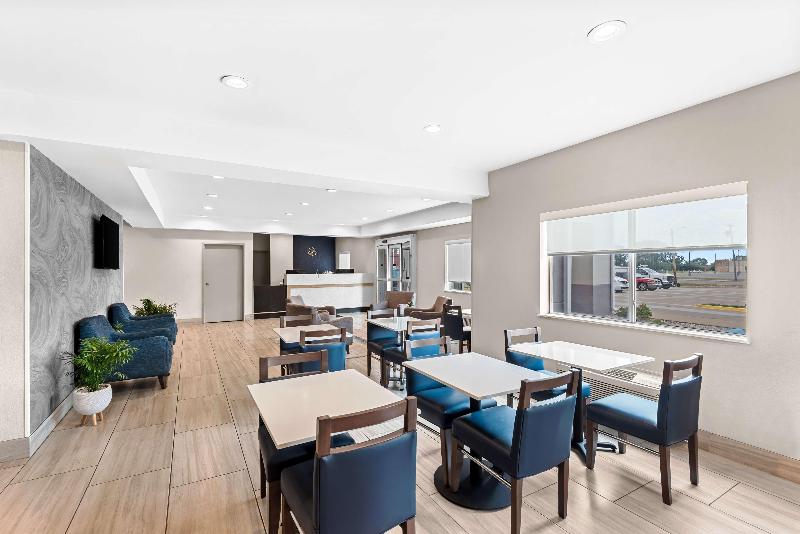 Best Western Ottumwa Inn & Suites image