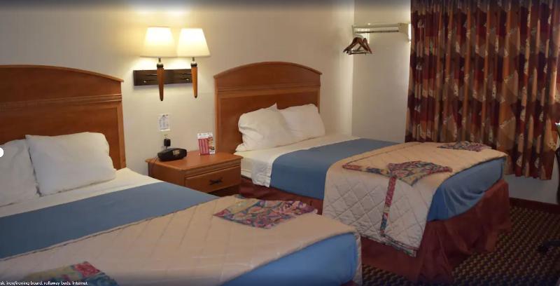Americas Best Value Inn Jefferson City photo 24