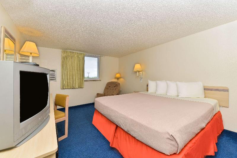 Americas Best Value Inn Jefferson City image