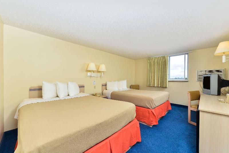 Americas Best Value Inn Jefferson City image
