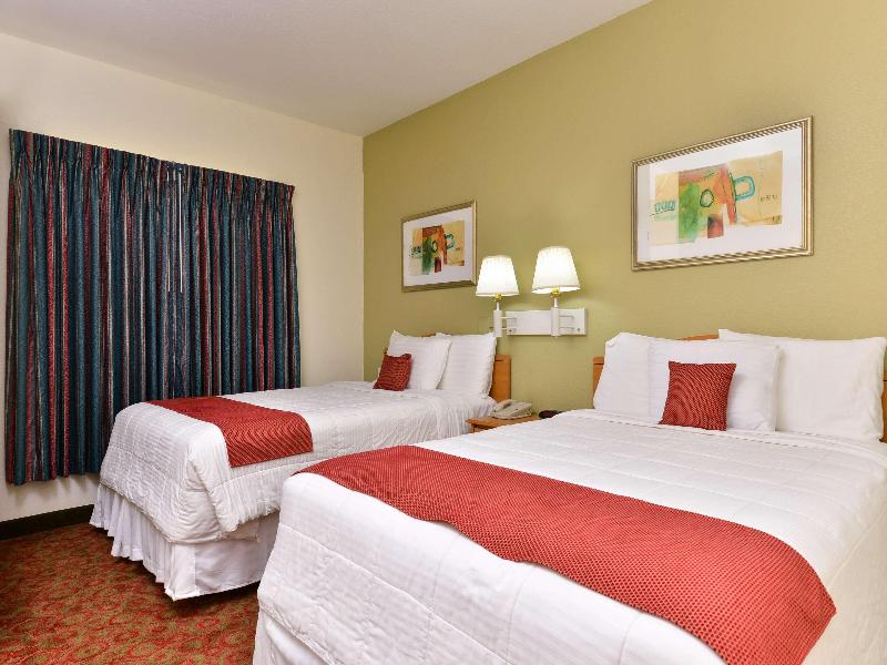 2 Double Beds Deluxe NS