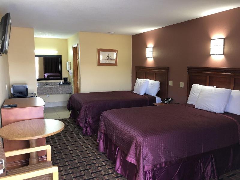 Americas Best Value Inn Indianola image