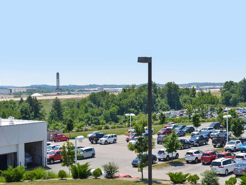 Americas Best Value Inn Pittsburgh Airport image