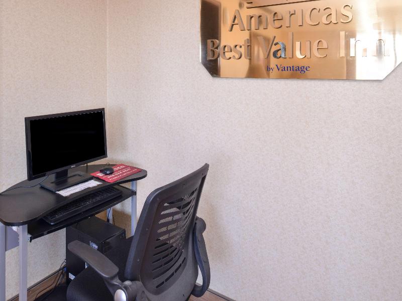 Americas Best Value Inn Pittsburgh Airport image