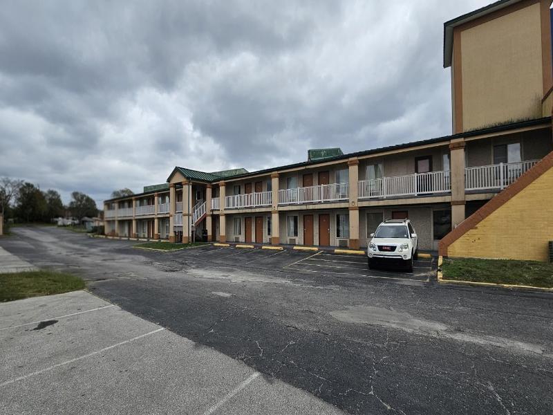 Americas Best Value Inn Mount Vernon — general view