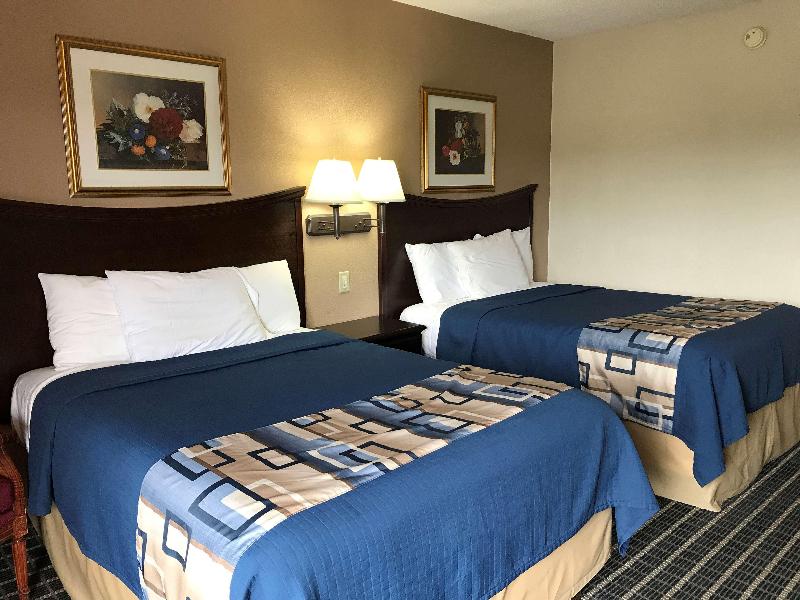 Americas Best Value Inn Mount Vernon photo 17