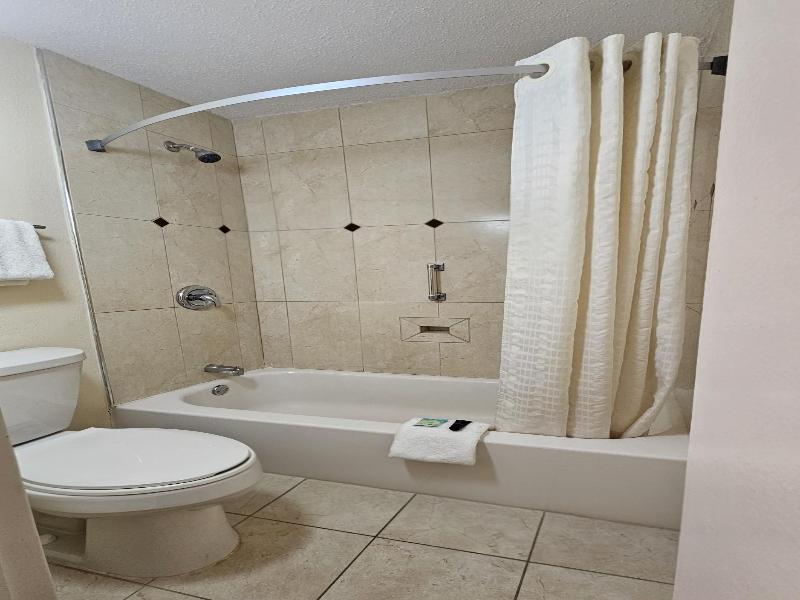 Americas Best Value Inn Mount Vernon photo 14