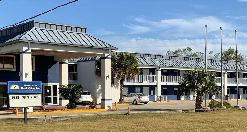 Americas Best Value Inn Gonzales image