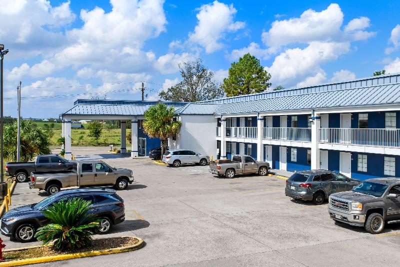 Americas Best Value Inn Gonzales image