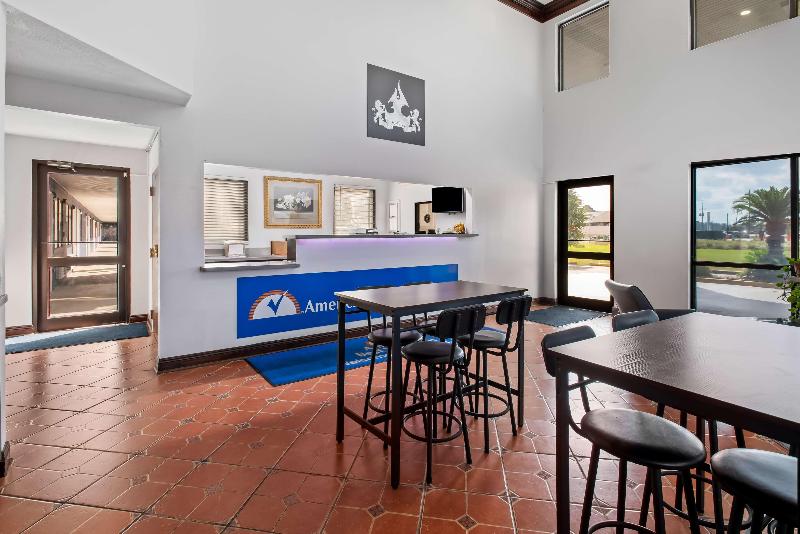 Americas Best Value Inn Gonzales image