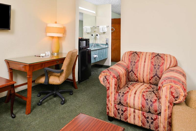 Americas Best Value Inn Gonzales image